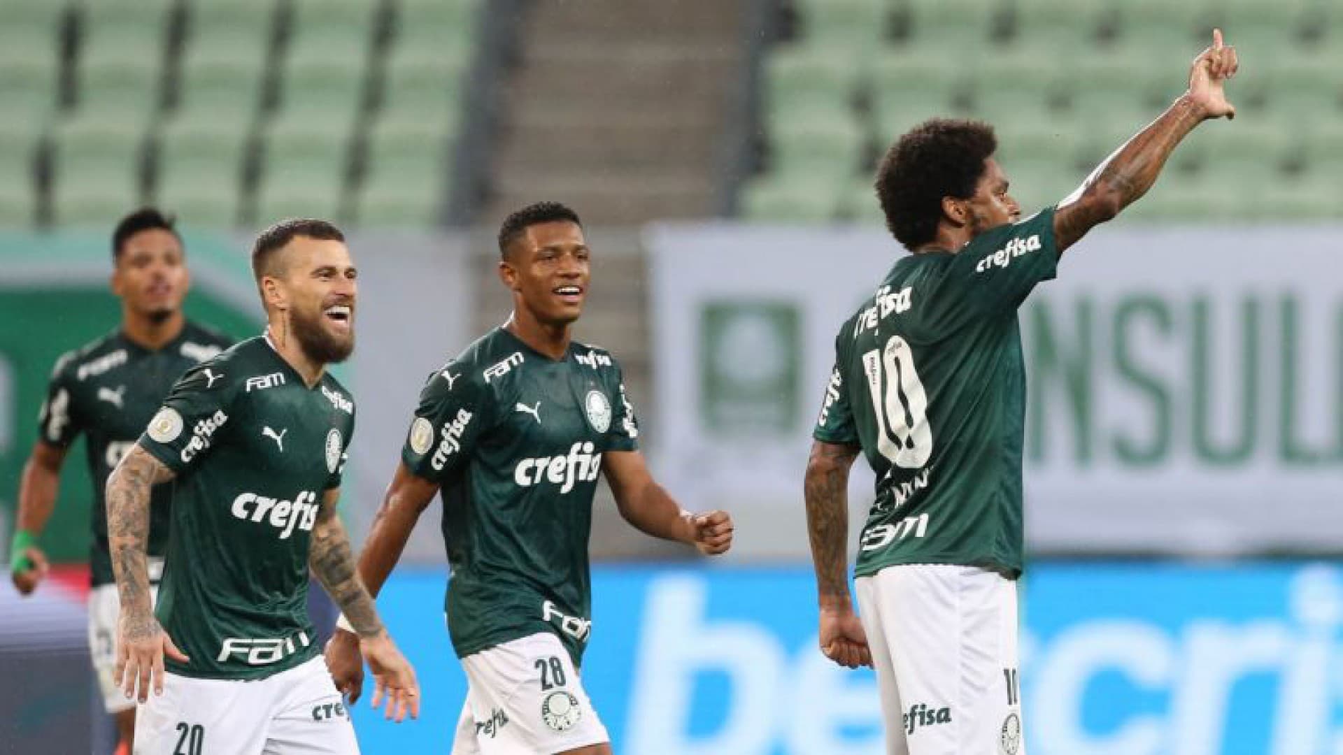Verdão já procura por reforços para a temporada 2022 e vê com bons olhos um ex-Flamengo