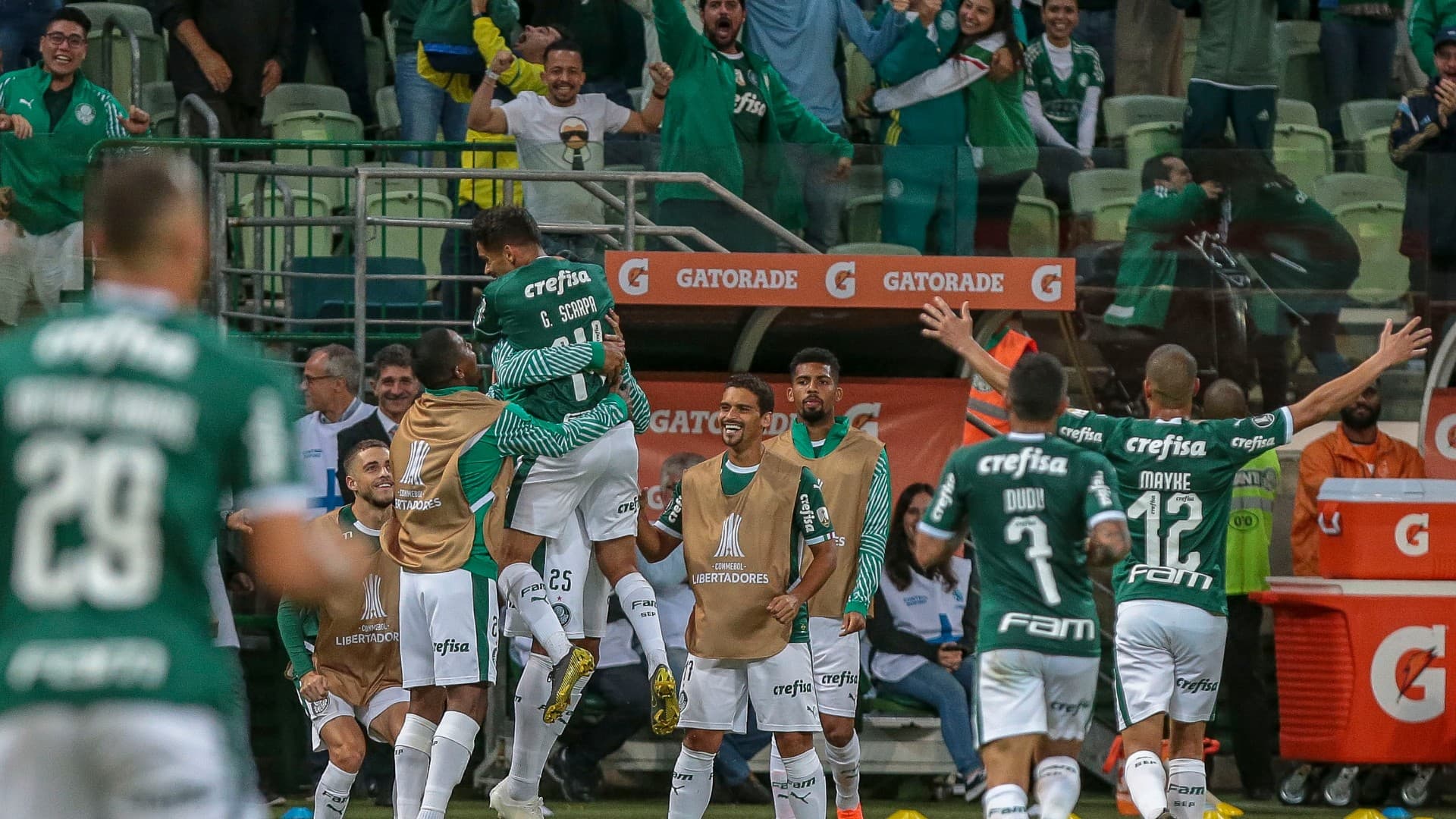 Verdão tem motivo a mais para chegar ao título da Liberatdotres sobre o Palmeiras