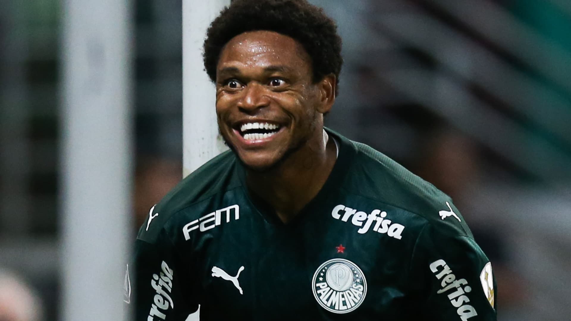Vídeo polêmico de Luiz Adriano circula nas redes sociais