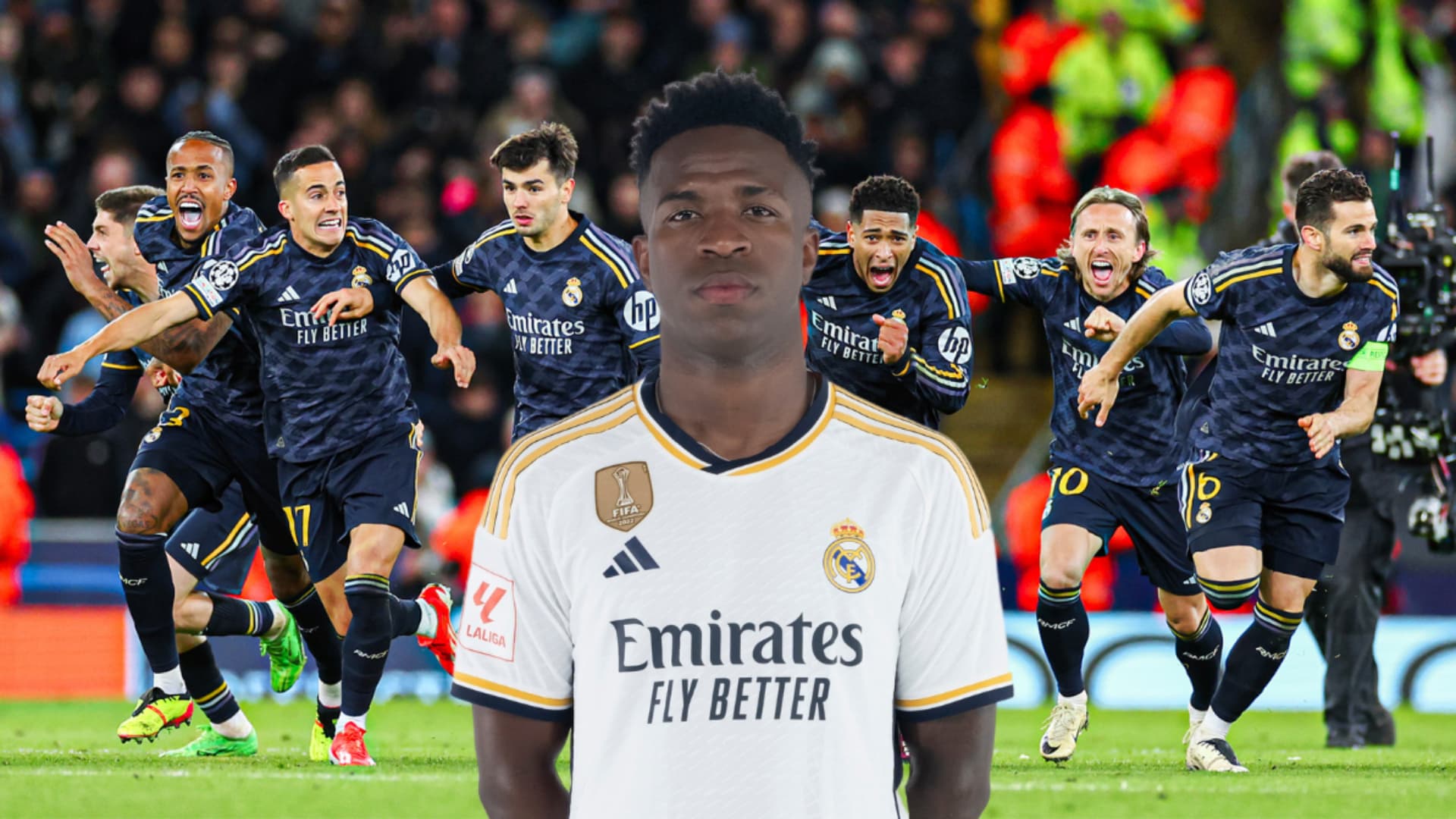 Vini Jr com a camisa do Real Madrid com os jogadores comemorando a classificação a fundo
