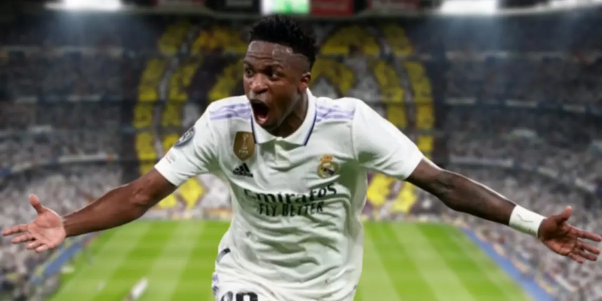 Vinicius Júnior feliz com a camisa do Real Madrid