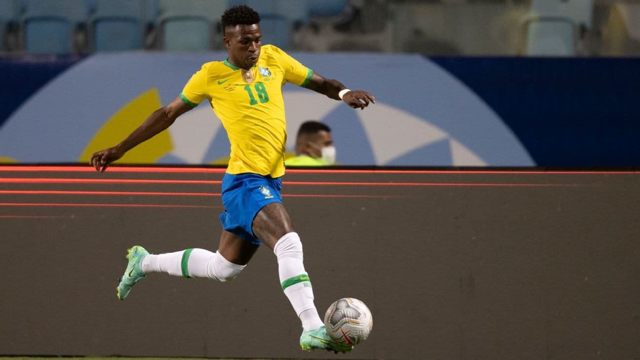 Vinícius Júnior recebe chance na seleção brasileira após lesão de Roberto Firmino, mas relação com Tite não é das melhores