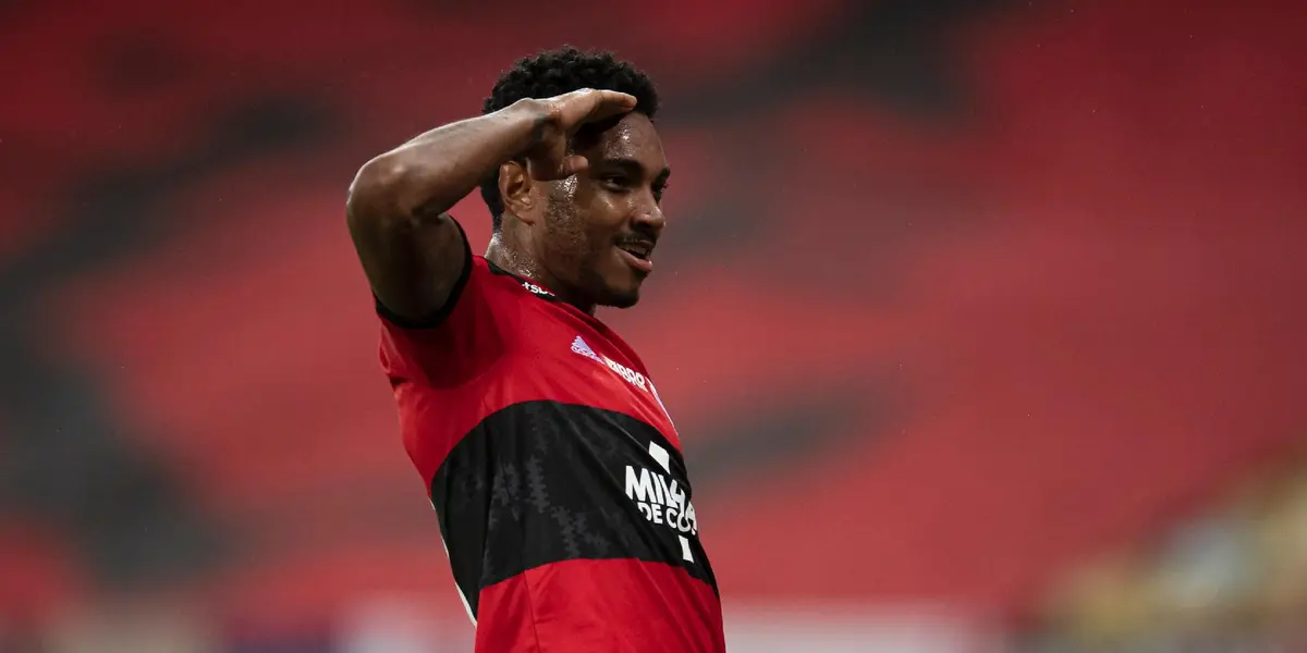 Vitinho não é perdoado por patrocinador que expõe jogador, mesmo que o acordo tenha sido feito pelo Flamengo