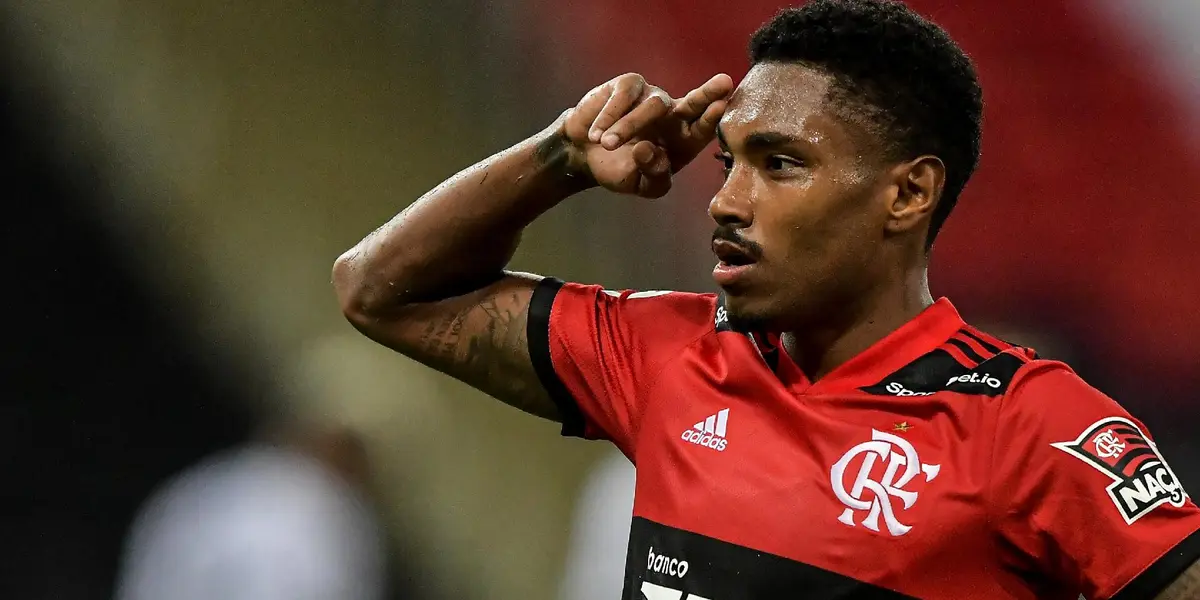 Vitinho tem um dos maiores salários do futebol brasileiro