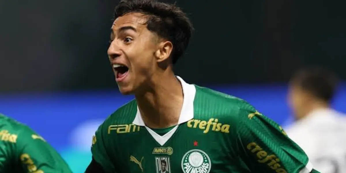 Vitor Reis comemorando gol do Palmeiras