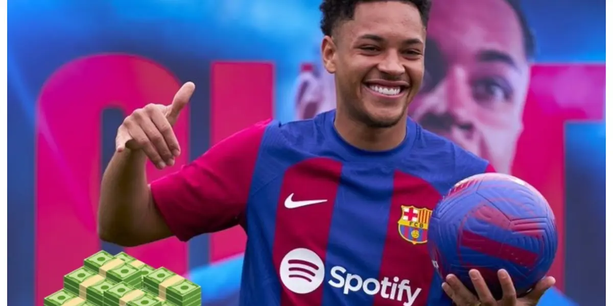 Vitor Roque com a camisa do Barcelona