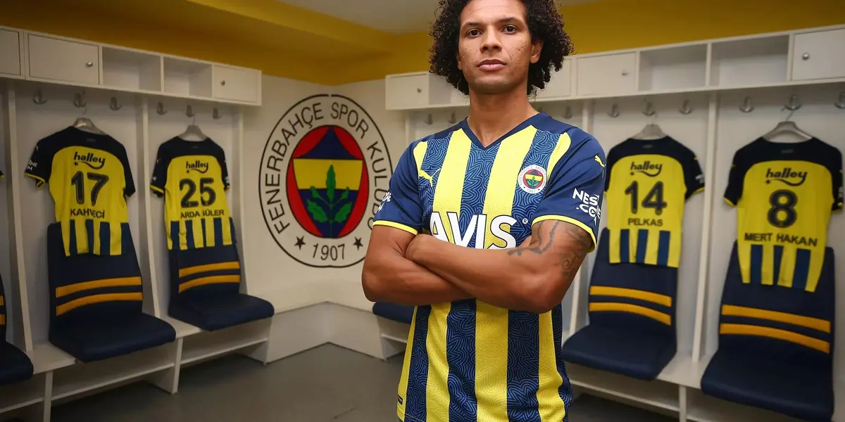 Volante joga agora pelo Fenerbahçe, da Turquia