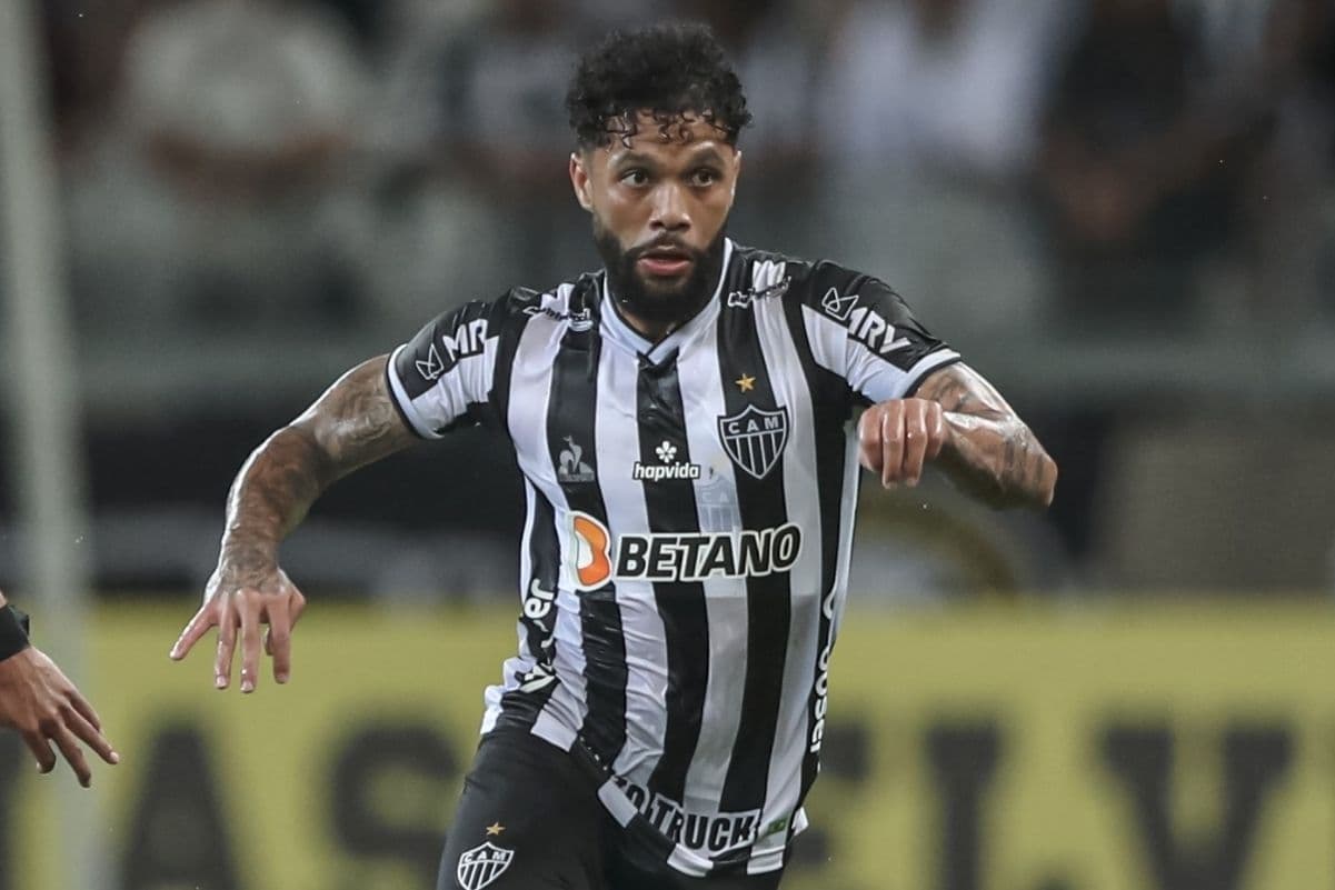 Volante recebe um dos salários mais altos do Galo