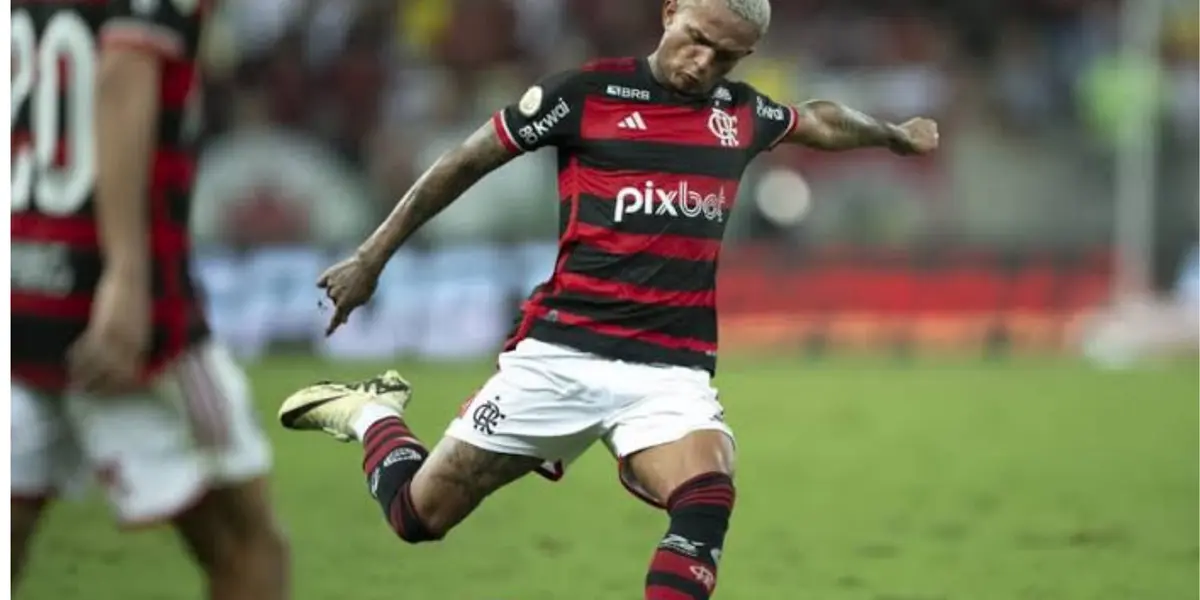 Wesley em ação pelo Flamengo