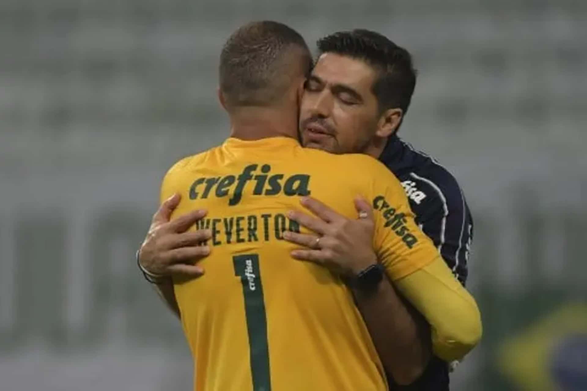 Weverton e Abel em destaque
