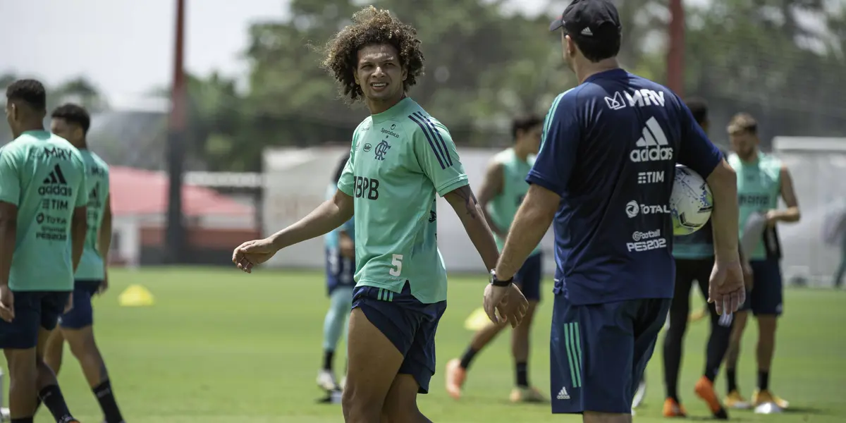 Willian Arão se derreteu por Renato Portaluppi e atacou o ex-técnico Rogério Ceni