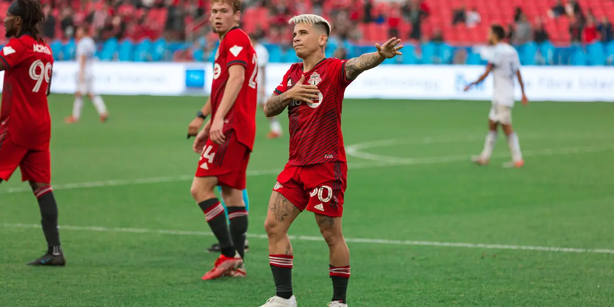 Yeferson Soteldo, atacante venezoelano, tem sido alvo de muitas especulações. A situação de momento traz, ao mesmo tempo, esperança e desilusão para o São Paulo. Flamengo também está no páreo, mas Tigres é o mais forte destino especulado