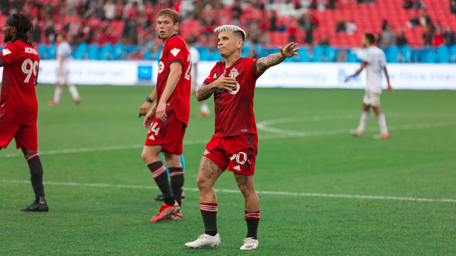 Yeferson Soteldo, atacante venezoelano, tem sido alvo de muitas especulações. A situação de momento traz, ao mesmo tempo, esperança e desilusão para o São Paulo. Flamengo também está no páreo, mas Tigres é o mais forte destino especulado