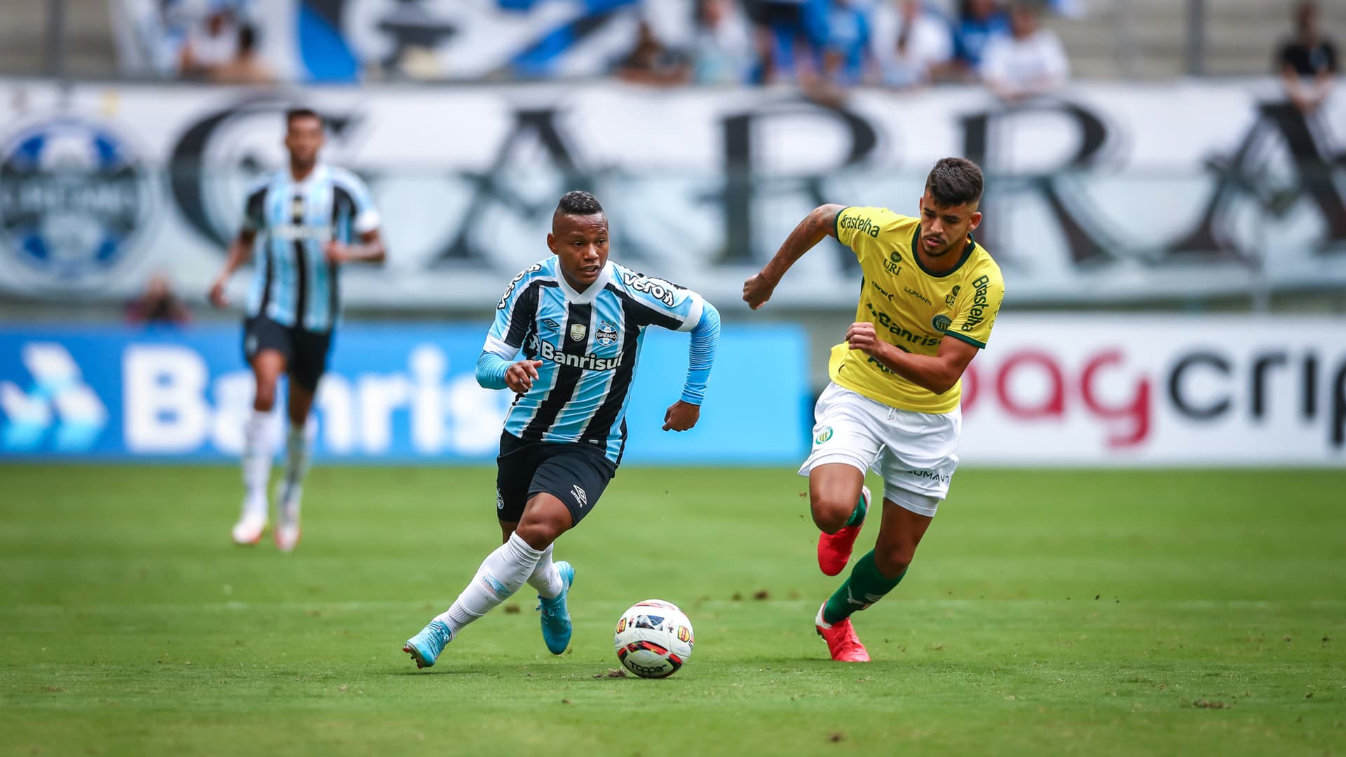 Ypiranga tenta vencer seu 1º troféu do Gauchão