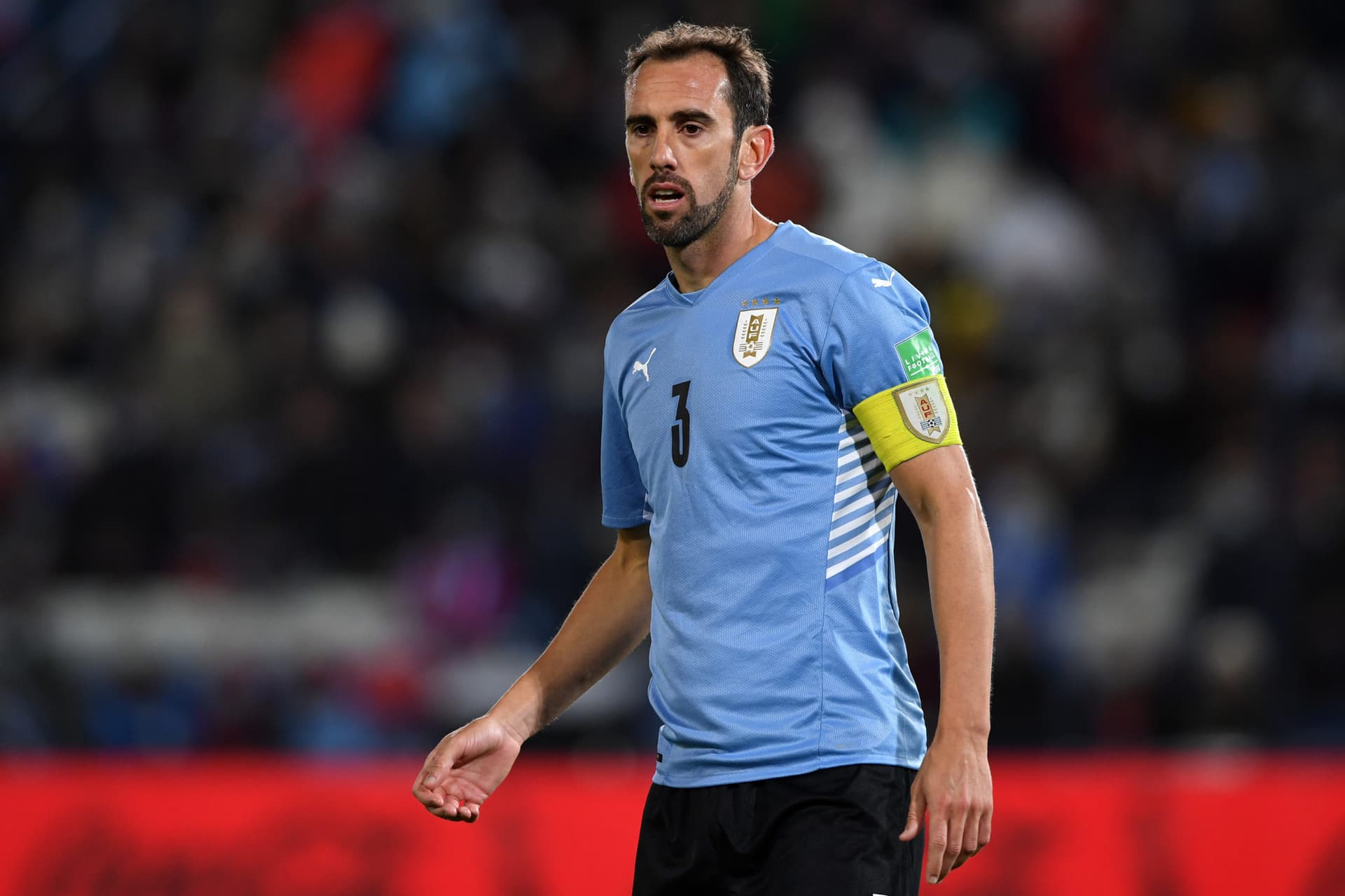 Zagueiro chegou como contratação badalada e até o momento tem sido criticado pela torcida