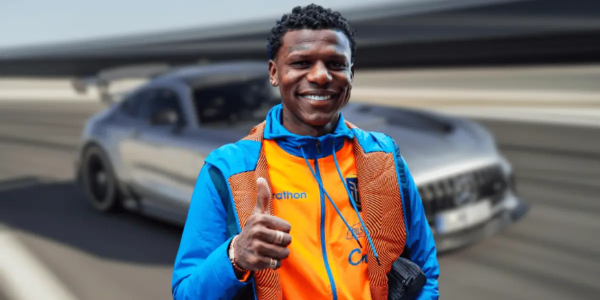 Zagueiro do São Paulo é um colecionador de carros luxuosos