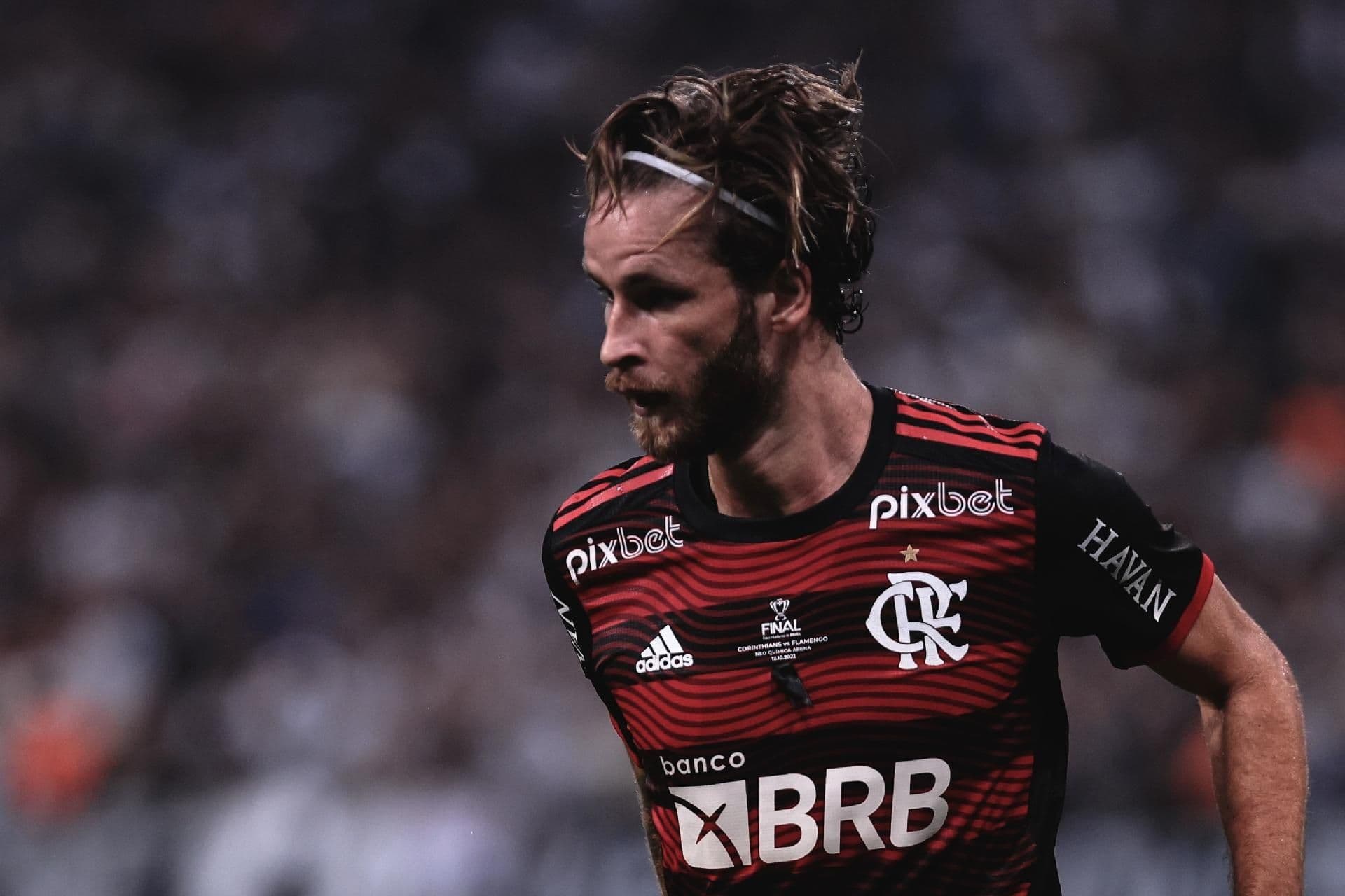 Zagueiro rubro-negro não gostou da postura do atacante