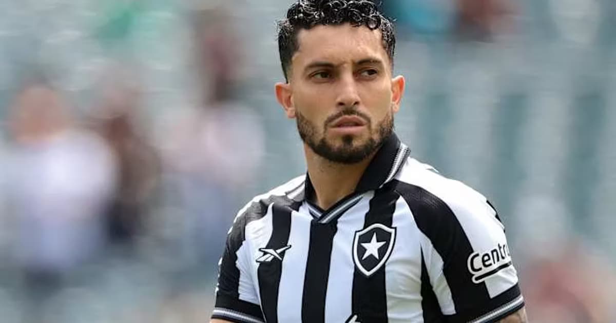 Alex Telles tem situação indefinida no Botafogo | Jonathan Moscrop/GettyImages
