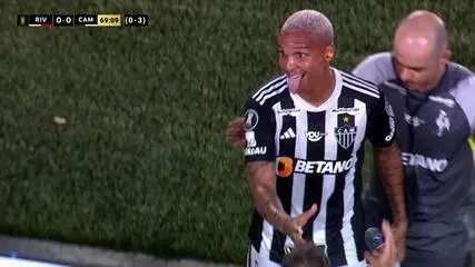 Deyverson provoca torcida do River